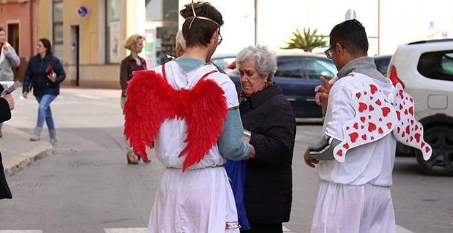 San Valentín llena las calles de Cheste