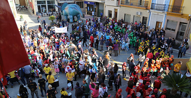 El carnaval recorre las calles chestanas