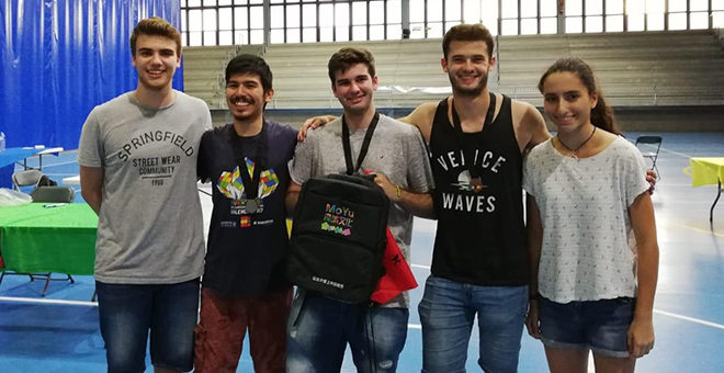 Cheste acoge un campeonato de Rubik