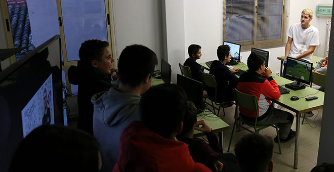 Más de 40 jóvenes se dan cita para conocer a Perxitaa