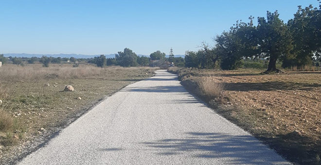 Se asfalta el camino del Aguilar