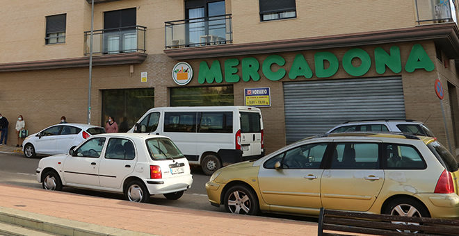 Mercadona cambia su horario y venderá mascarillas