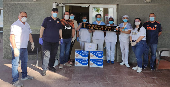 La Peña Valencianista de Cheste muestra su cara más solidaria