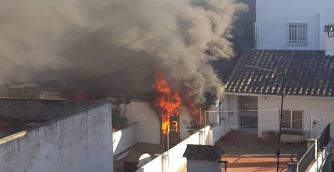 Incendio en una vivienda en Cheste
