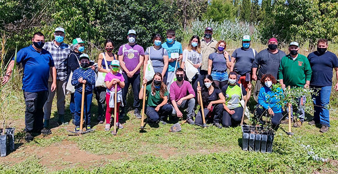 Voluntariado ambiental en el cauce de Cheste