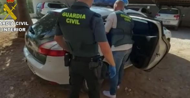 Detenido un hombre por abusos sexuales a una chica en Chiva