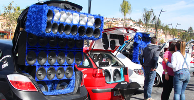 Disuelto un encuentro de coches tuning ilegal