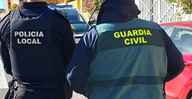 Detenido el profanador de dos tumbas del cementerio