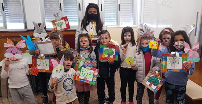 71 niñ@s participan en la Escuela de Pascua