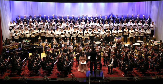 La representación de Carmina Burana pone en pie al Liceo