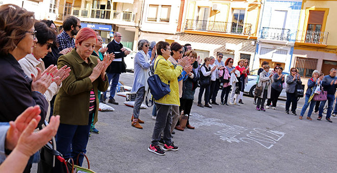 Cheste se manifiesta en contra de la violencia hacia las mujeres