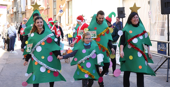 La San Silvestre chestana llena las calles de Navidad