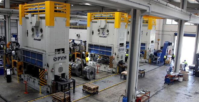 PVH construirá en Cheste la fábrica de estructuras de plantas solares más grande del mundo