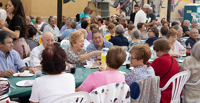 Cheste celebra el Día de las Personas Mayores