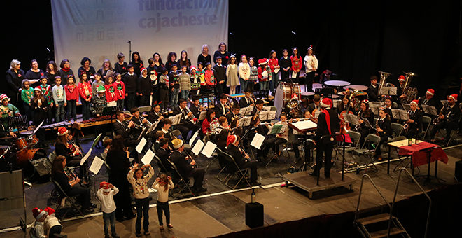 El liceo se llena para el concierto de Navidad