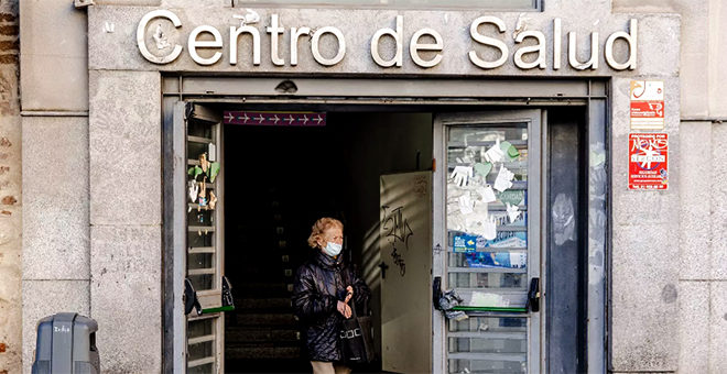 Sanidad retira el uso obligatorio de mascarilla en centros sanitarios