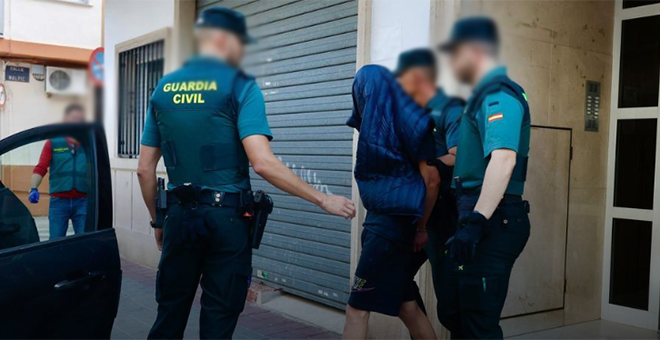El juez envía a prisión al joven acusado de matar a un hombre
