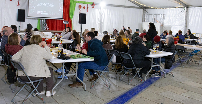 Éxito de la cata de vermuts ofrecida en la carpa de Navidad