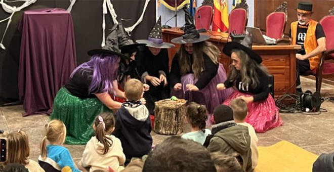 Cuentacuentos, «Mundo Embrujado»