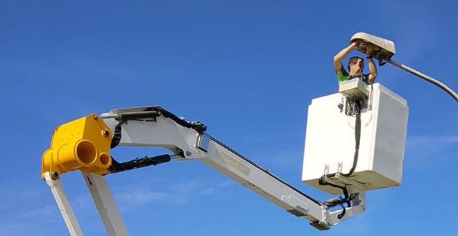 Renovación las luminarias del alumbrado público